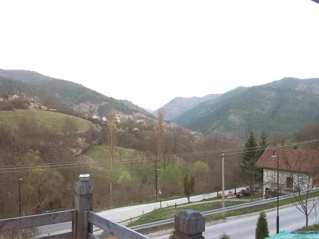Ferienwohnung Dedina Kuca 1937 Mokra Gora Exterior foto
